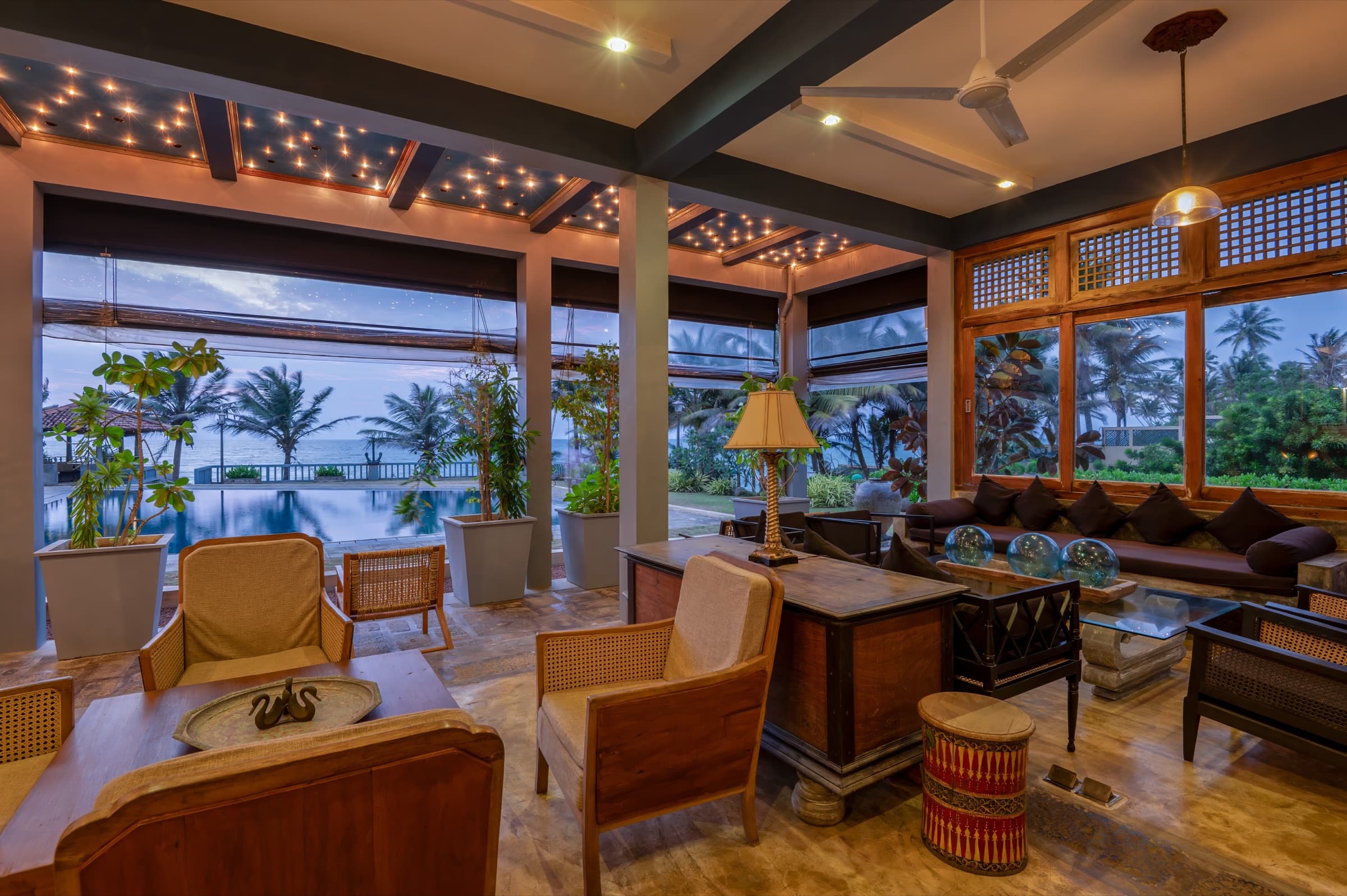 Lounges & terraces